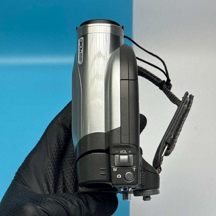 Panasonic VDR-D160 DVD PAL Camcorder - FULLY FUNCTIONAL