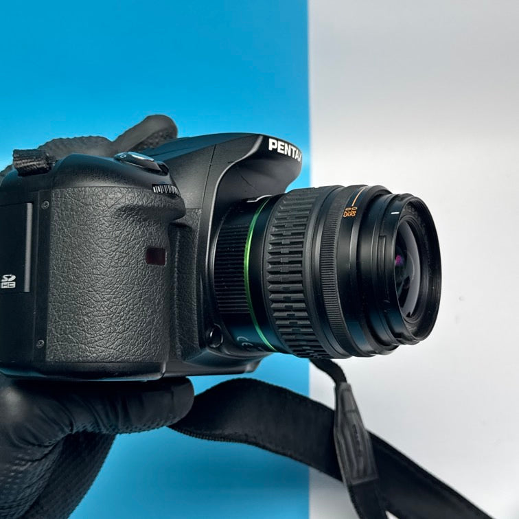 Pentax K10D DSLR Camera with DA SMC 18-55mm f/3.5-5.6 Lens - FULLY FUNCTIONAL Shutter count 16,774