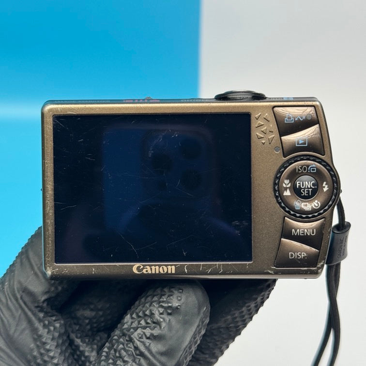Canon Powershot SD880 IS 10.0MP Digital Camera - READ DESCRIPTION