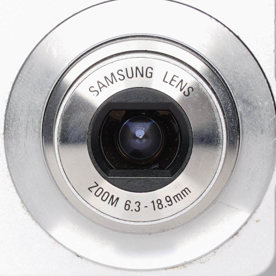 Samsung S860 8.1MP Digital Camera