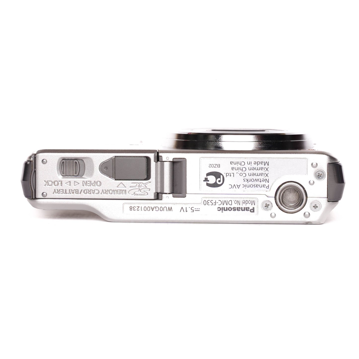 Panasonic LUMIX DMC-FS30 14.1MP Digital Camera