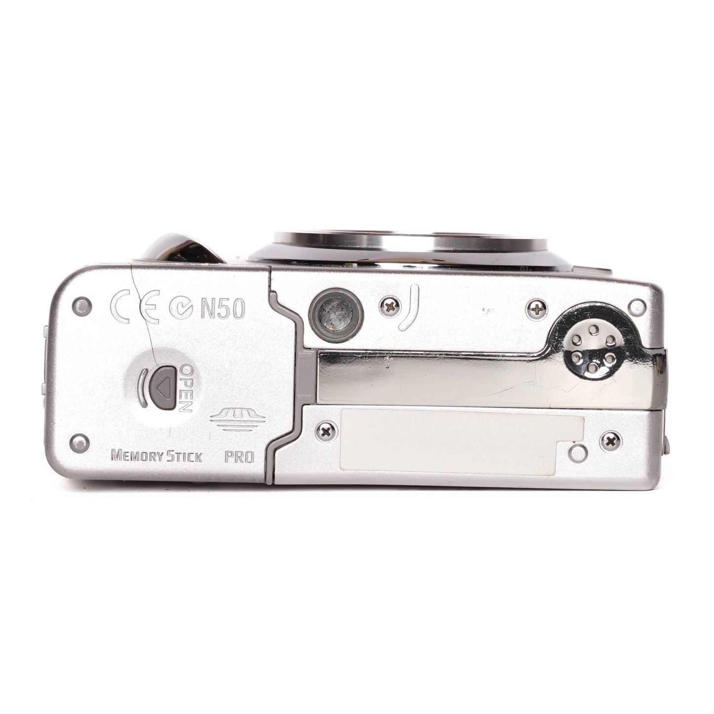 Sony Cyber-shot DSC-W7 7.2MP Digital Camera - READ DESCRIPTION