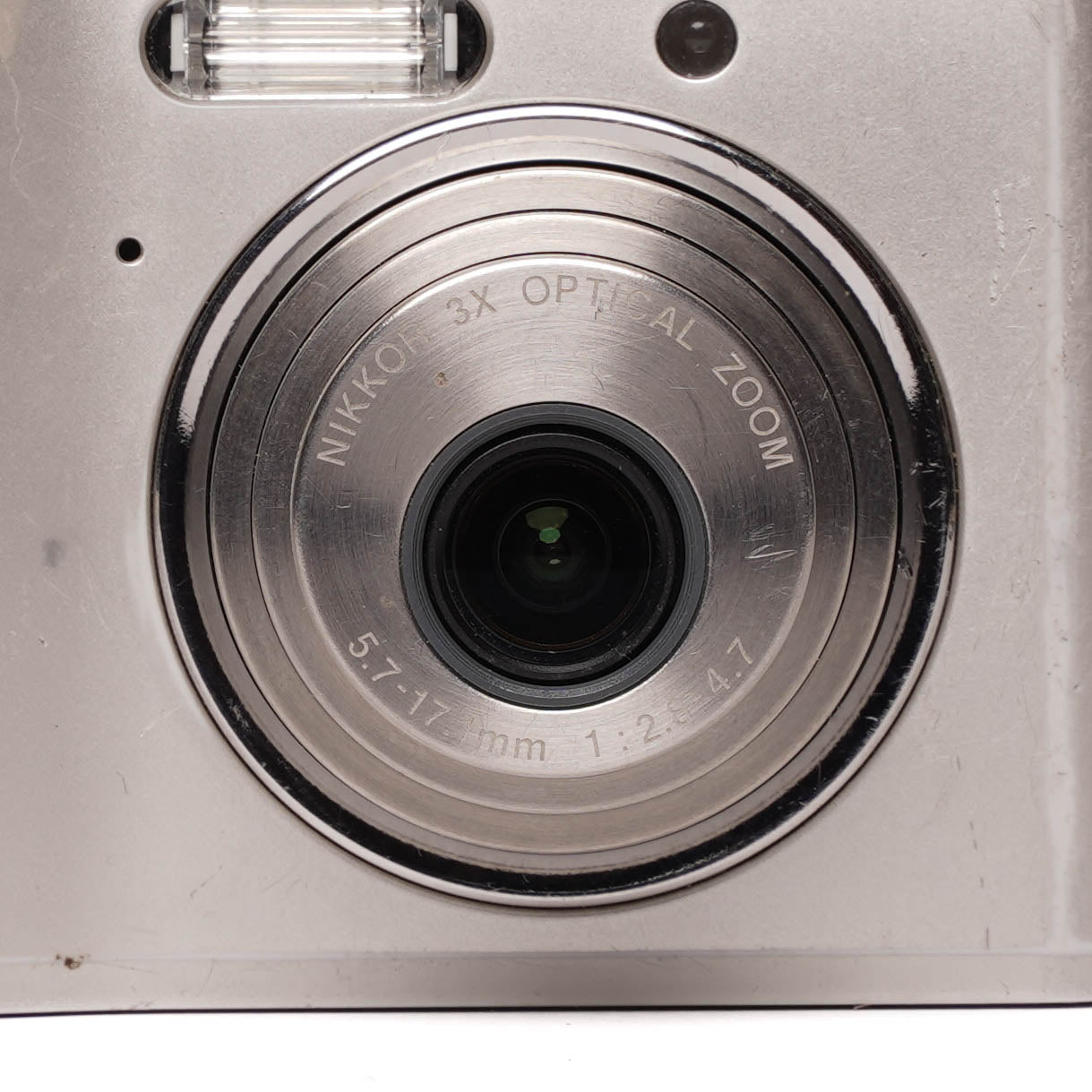 Nikon CoolPix L18 8.0MP Digital Camera