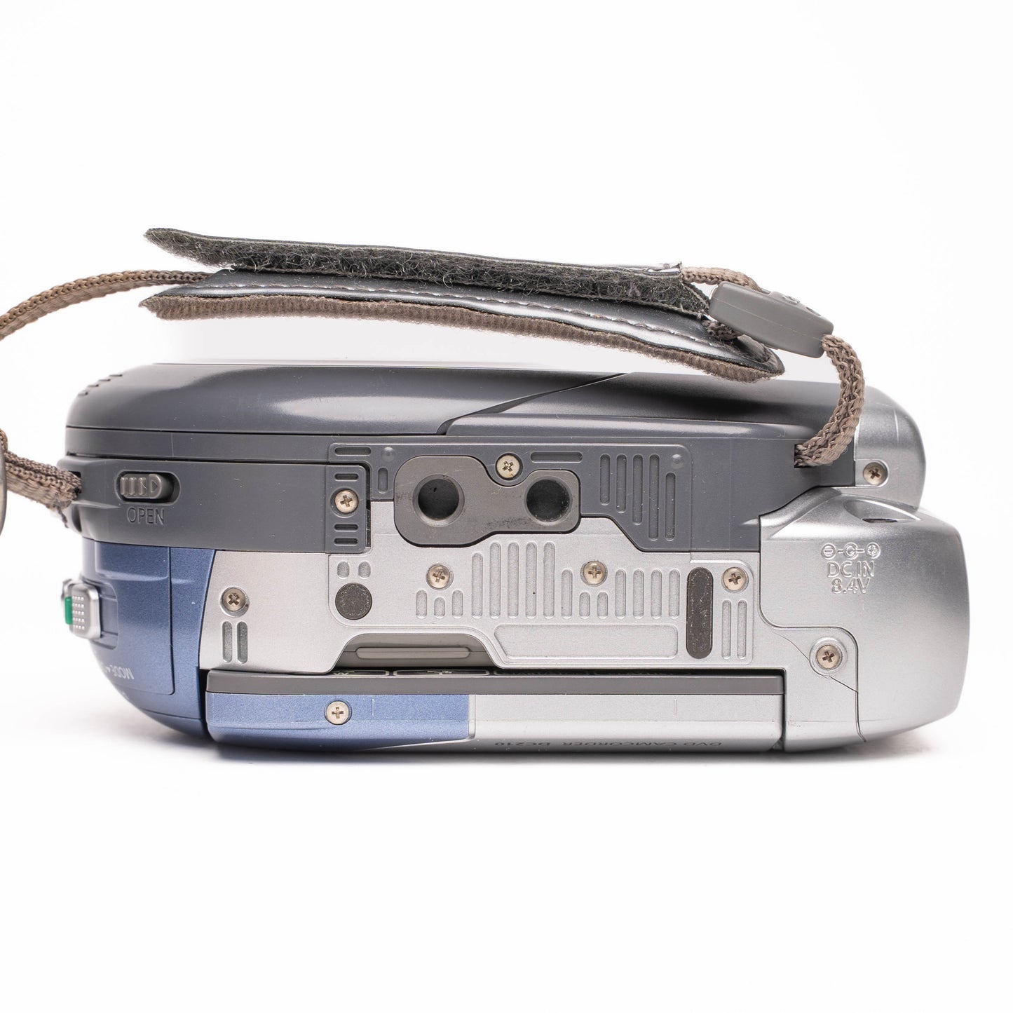 Canon DC210 DVD PAL Camcorder