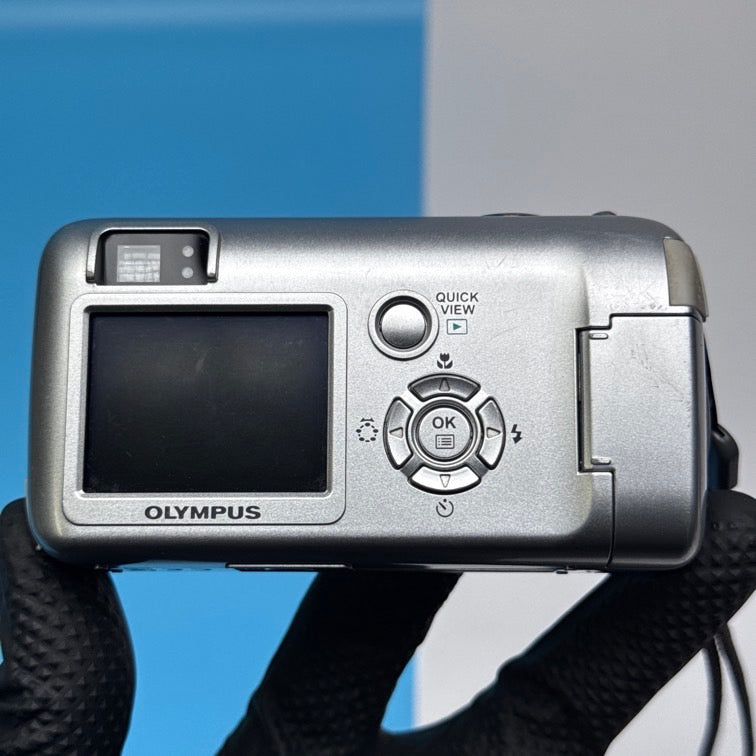 Olympus CAMEDIA C-360 Zoom 3.2MP Digital Camera - FULLY FUNCTIONAL