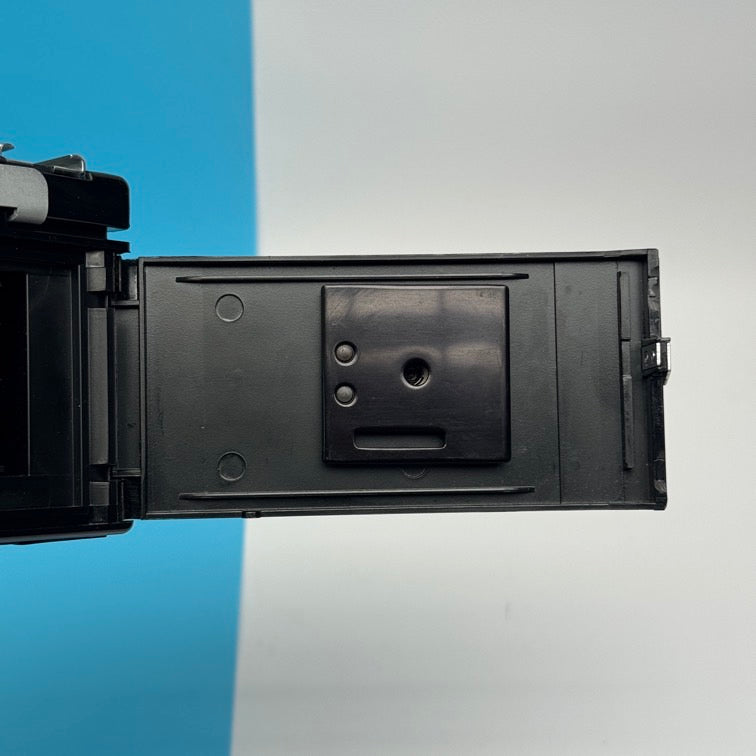 BelOMO Siluet Elektro 35mm Film Camera with Triplet 69-3 4/40 Lens - FULLY FUNCTIONAL