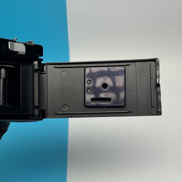 BelOMO Siluet Elektro 35mm Film Camera with Triplet 69-3 4/40 Lens - FULLY FUNCTIONAL
