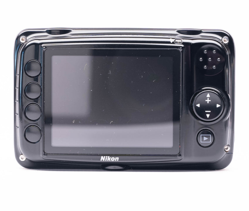 Nikon CoolPix S30 10.1MP Waterproof Black - Good