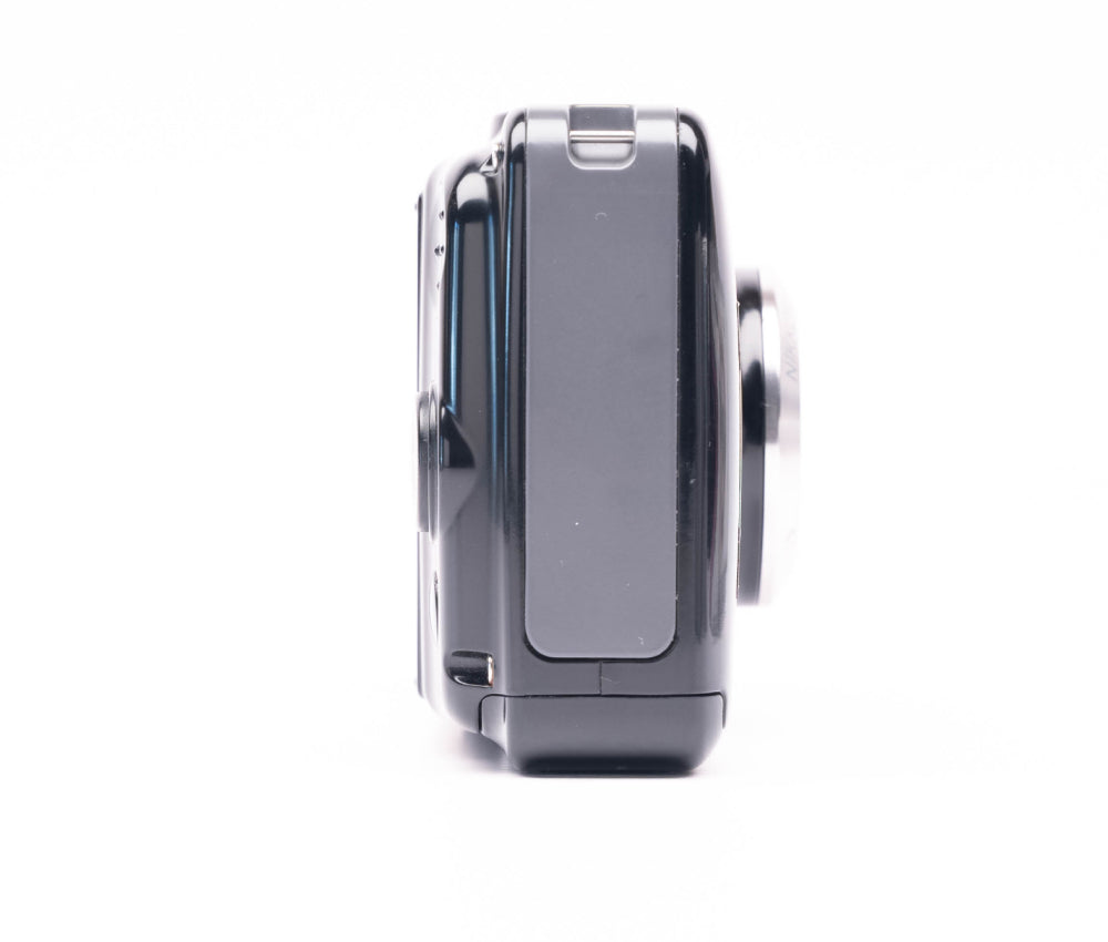 Nikon CoolPix S30 10.1MP Waterproof Black - Good