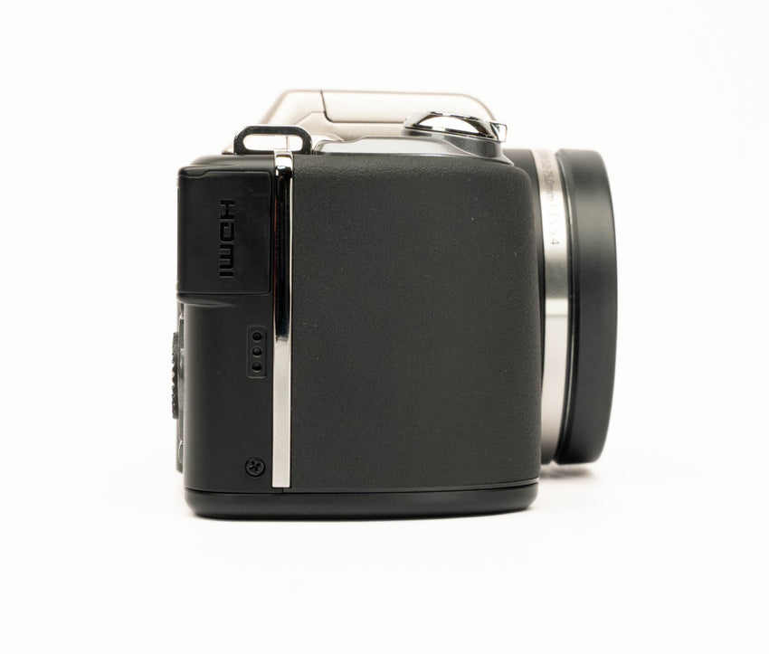 Olympus SP-600UZ 12.0MP - NEW!