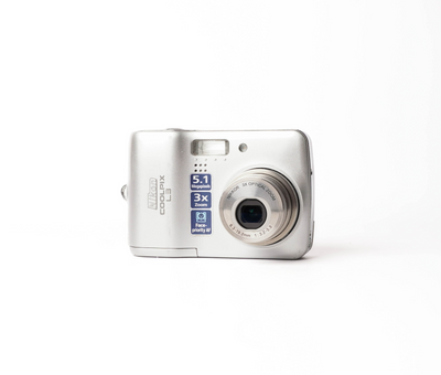 Nikon CoolPix L3 5.1MP Silver - Good