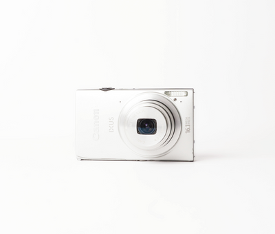 Canon IXUS 240 HS 16.1MP Silver - Good