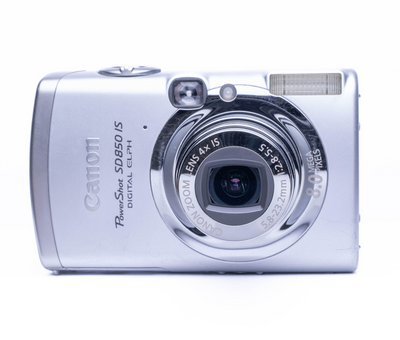 Canon Digital ELPH SD850 IS 8.0MP Silver - Well Used