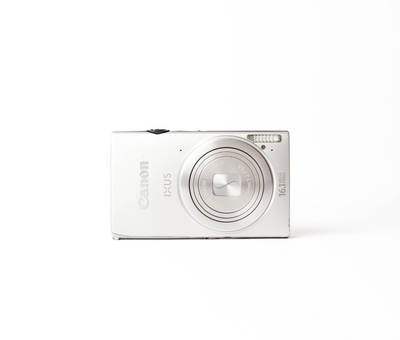Canon IXUS 240 HS 16.1MP Silver - Good