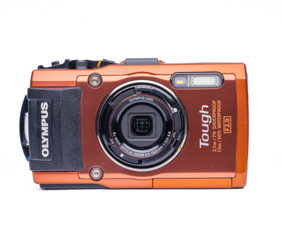Olympus Tough TG-4 Waterproof 16.0MP Red - Good
