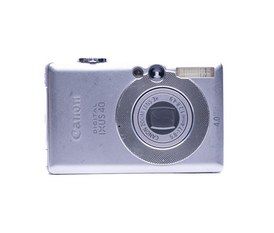 Canon Digital IXUS 40 4.0MP Silver - Well Used