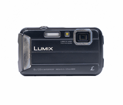 Panasonic LUMIX DMC-FT30 16.1MP Black - Well Used