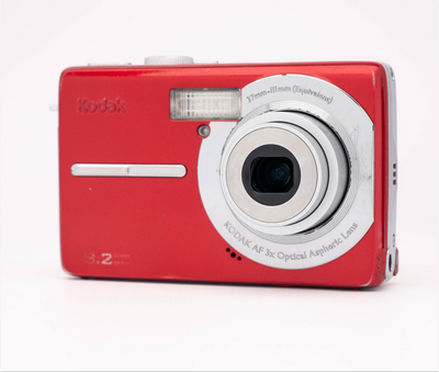 Kodak EasyShare M853 8.2MP Red - Well Used