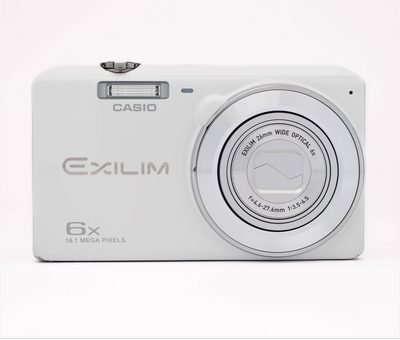 Casio Exilim EX-Z690 16.1MP White - Good