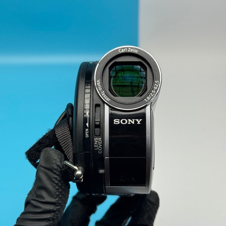 Sony Handycam DCR-DVD710E DVD PAL Camcorder - FULLY FUNCTIONAL