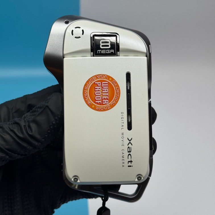 Sanyo VPC-CA8EX 8MP Digital Camcorder - FULLY FUNCTIONAL