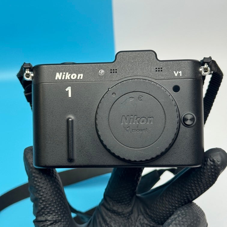 Nikon 1 V1 10.1 MP Digital Mirrorless Camera with HELIOS 81H/AI Nikon 1/EOS Nikon 1 - FULLY FUNCTIONAL