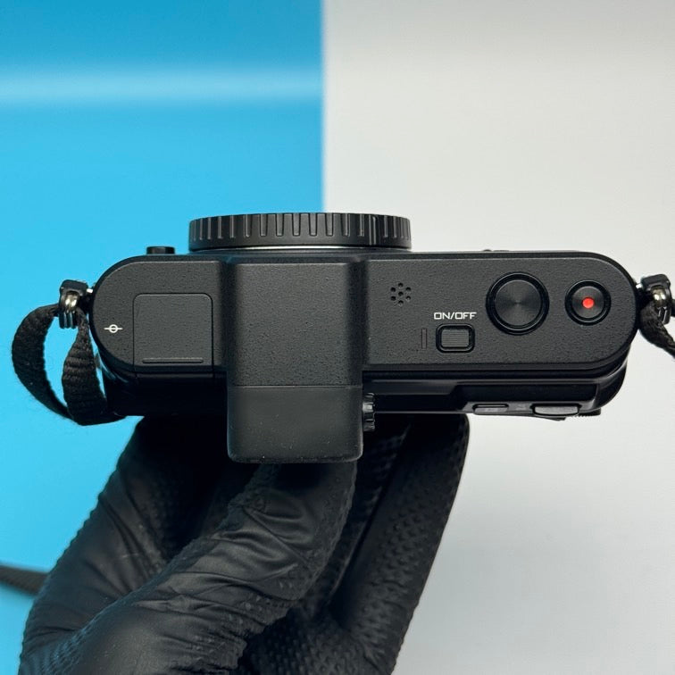 Nikon 1 V1 10.1 MP Digital Mirrorless Camera with HELIOS 81H/AI Nikon 1/EOS Nikon 1 - FULLY FUNCTIONAL