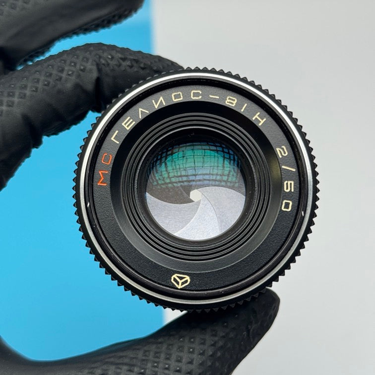 Nikon 1 V1 10.1 MP Digital Mirrorless Camera with HELIOS 81H/AI Nikon 1/EOS Nikon 1 - FULLY FUNCTIONAL
