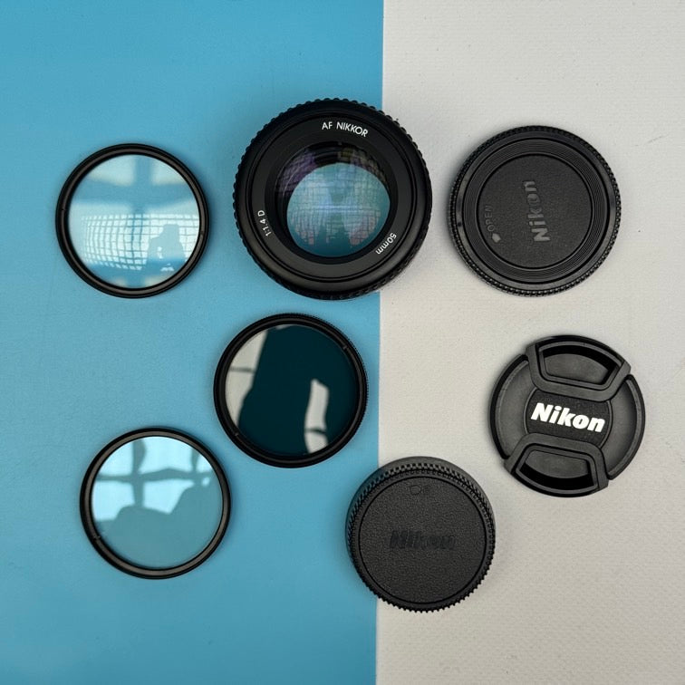 Nikon AF Nikkor 50mm f/1.4 D AF Fixed/Prime Lens for F-Mount - MINT - FULL KIT