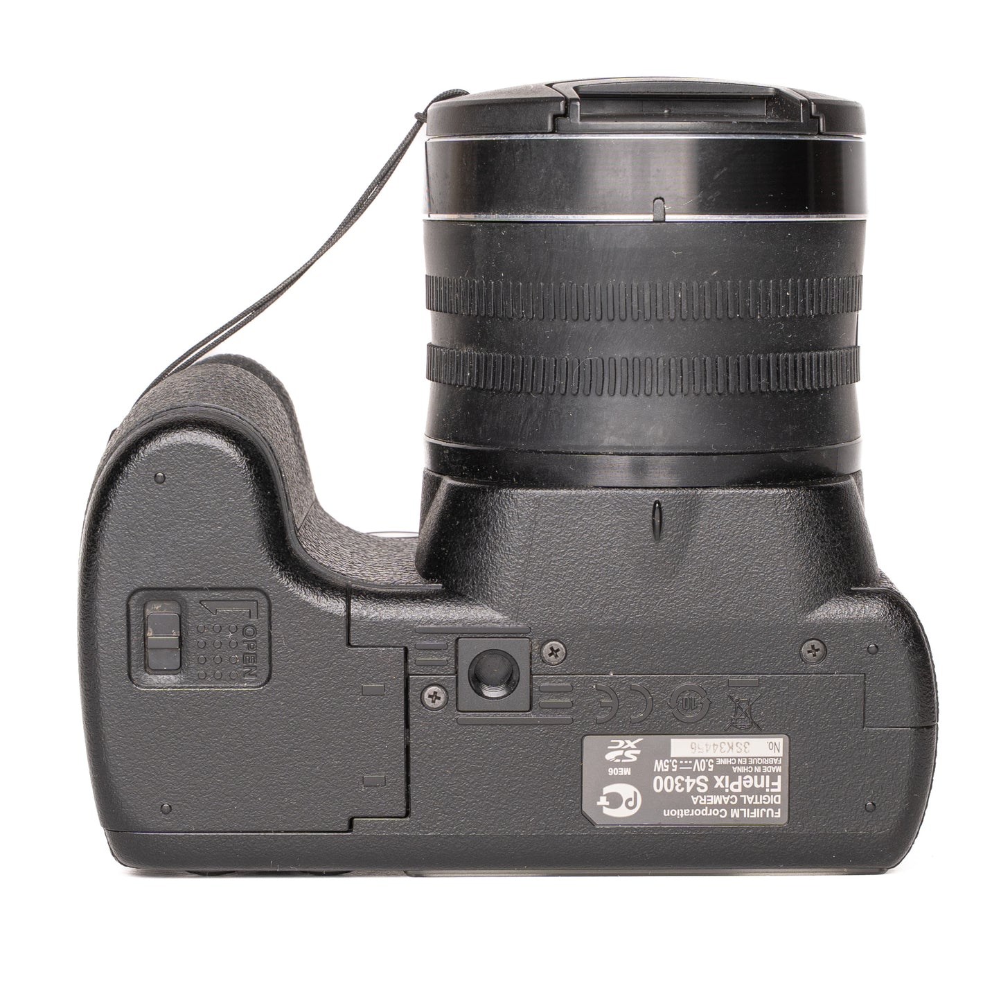Fujifilm FinePix S4300 14.0MP Digital Camera