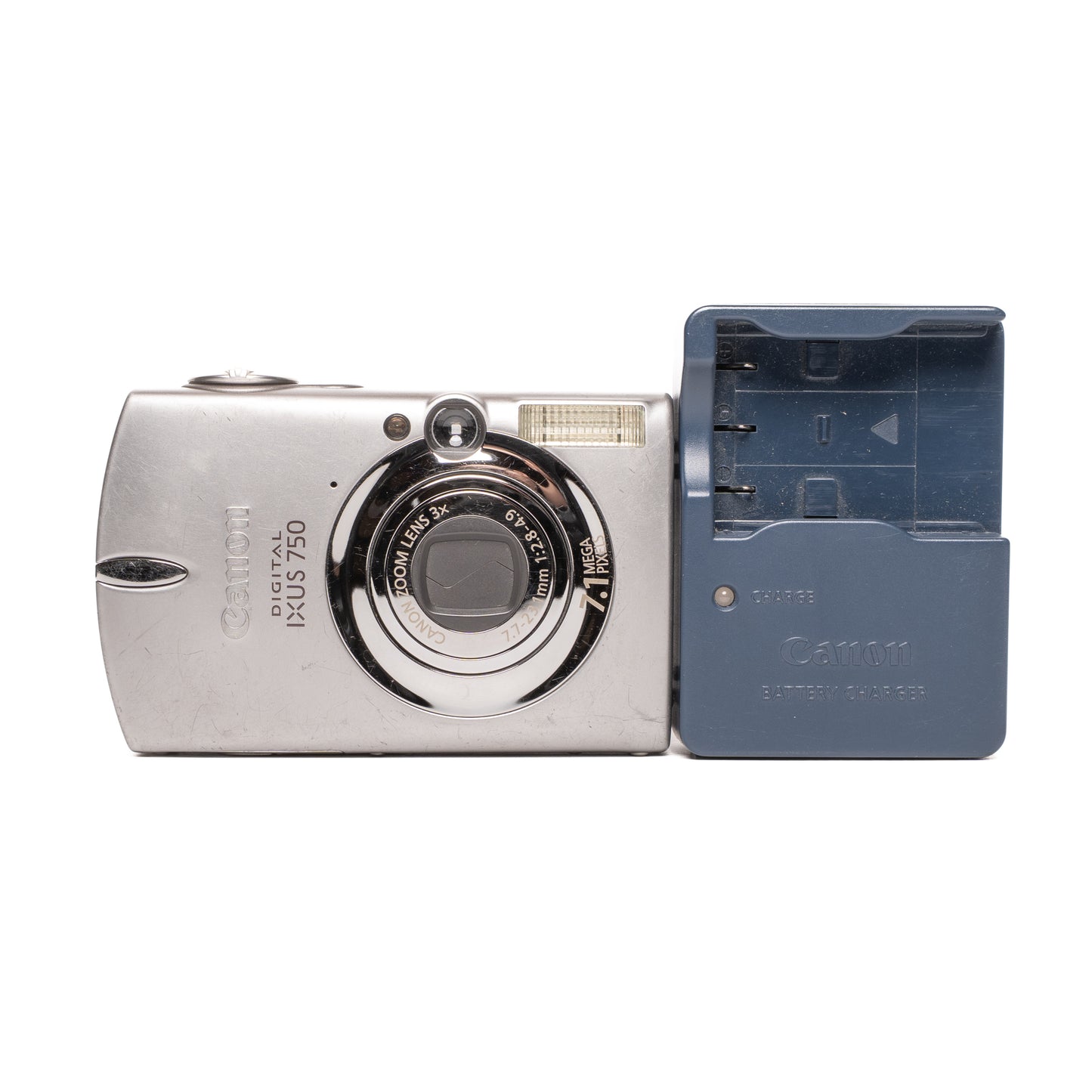 Canon IXUS 750 7.1MP Digital Camera