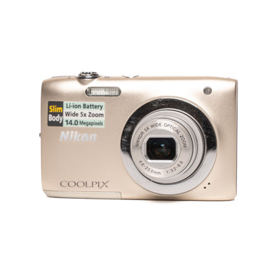 Nikon CoolPix S2600 14.0MP Digital Camera