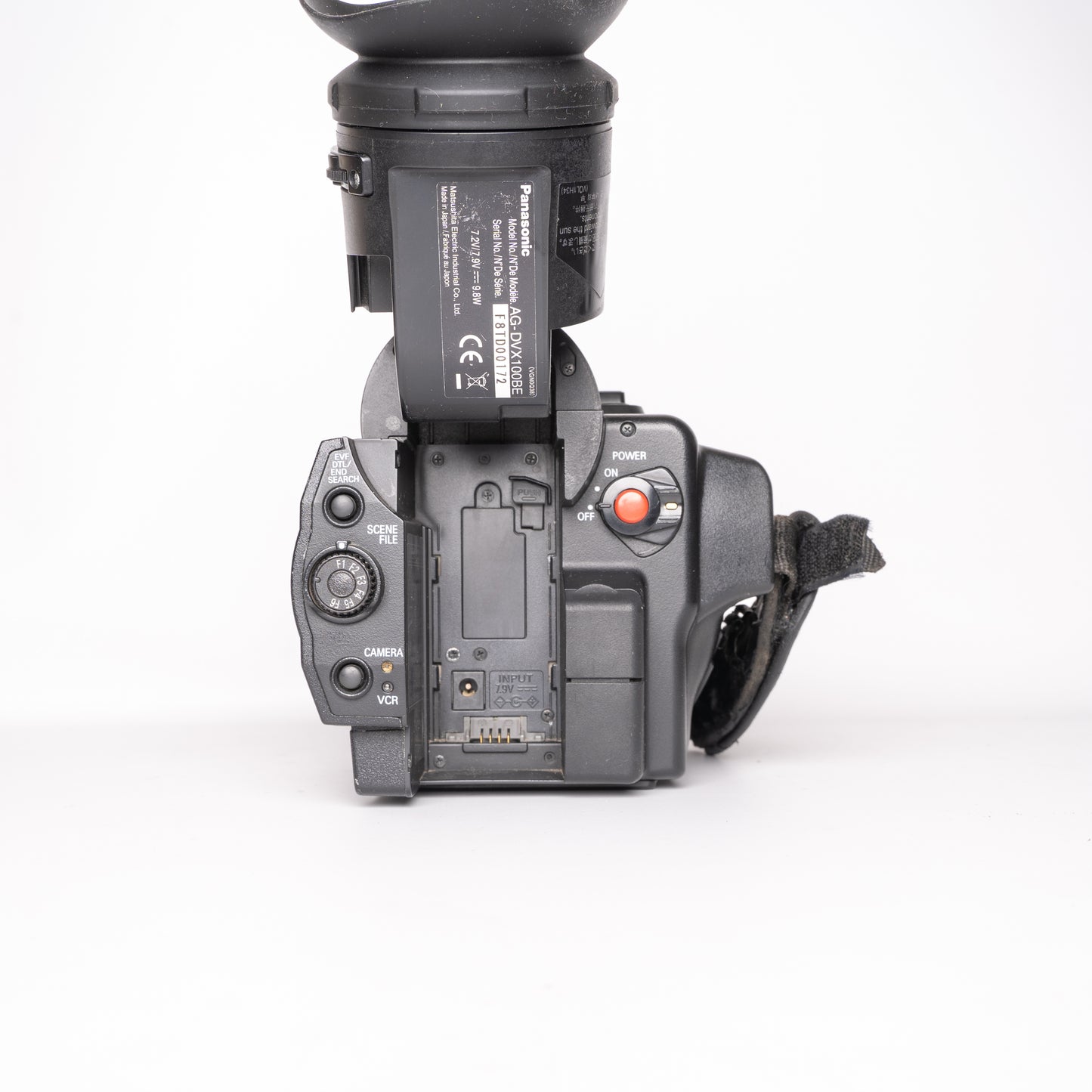 Panasonic AG-DVX100BE 3-CCD 25p Mini-DV Cinema Camcorder