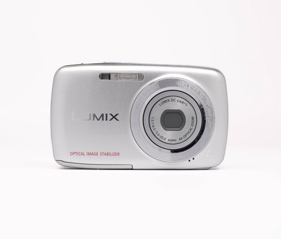 Panasonic Lumix DMC-S1 12.0MP Silver - Well Used