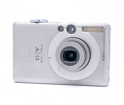 Canon IXY Digital 50 4.0MP Silver - Well Used