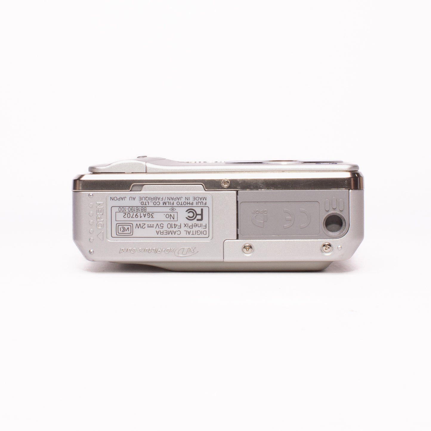 Fujifilm FinePix F410 3.0MP Digital Camera - BROKEN MATRIX
